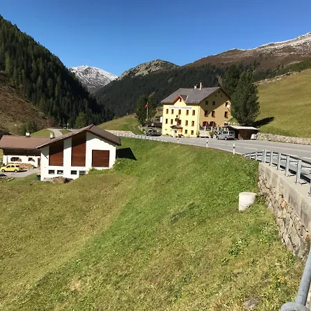 Bed & Breakfast Gasthaus Alpenrose Dorf